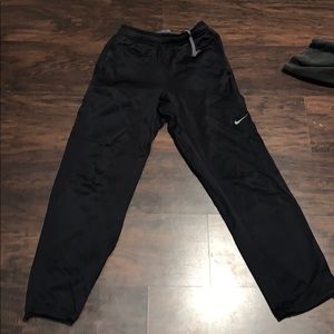 Means Nike sweat pants size small